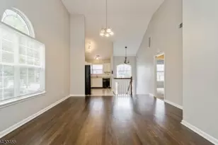 12 Oak Point Dr, Hamburg, NJ 07419 - Photo 8