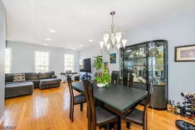 10 Gannett Ct, Wayne, NJ 07470 - Photo 6