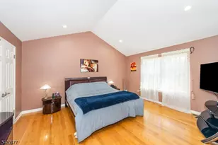 10 Gannett Ct, Wayne, NJ 07470 - Photo 14