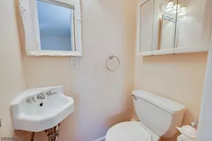 31 Marie Rd, Woodbridge Township, NJ 08863 - Photo 20