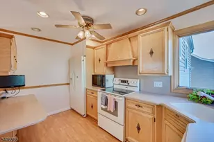 31 Marie Rd, Woodbridge Township, NJ 08863 - Photo 14