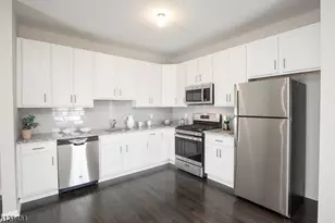 40 Arlene Ct, Parsippany, NJ 07950 - Photo 8