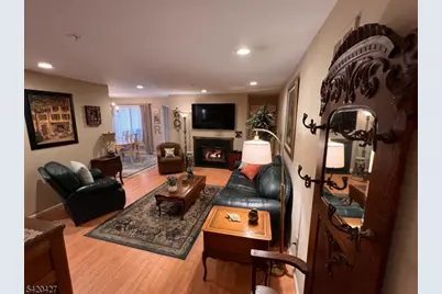 6 Buchanon Ct, West Orange Township, NJ 07052 - Photo 10