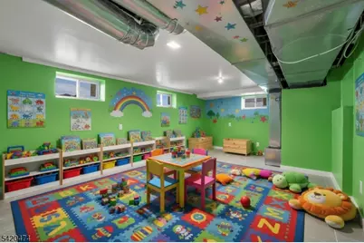 1875 Pilgrim Way, Union Township, NJ 07083 - Photo 22