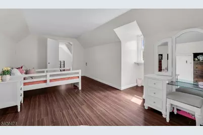 1875 Pilgrim Way, Union Township, NJ 07083 - Photo 18