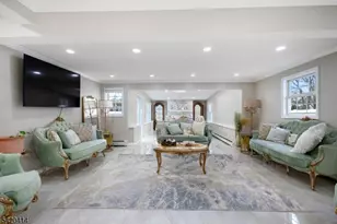 8 Curtis Dr, Lincoln Park, NJ 07035 - Photo 6