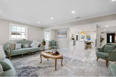 8 Curtis Dr, Lincoln Park, NJ 07035 - Photo 8