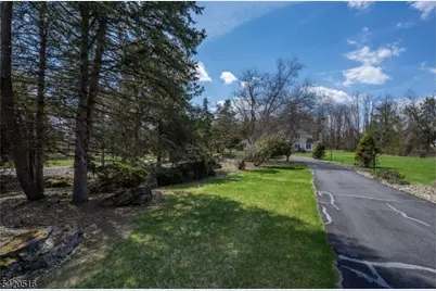 5 Oxbow Ln, Hardyston Township, NJ 07416 - Photo 8