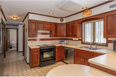 5 Oxbow Ln, Hardyston Township, NJ 07416 - Photo 22