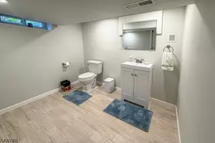 138 Merrill Rd, Clifton, NJ 07012 - Photo 28