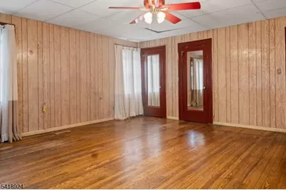 315 Meeker Ave, Newark, NJ 07112 - Photo 16