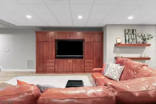 92 Shannon Hill Rd, Bernards Township, NJ 07920 - Photo 34