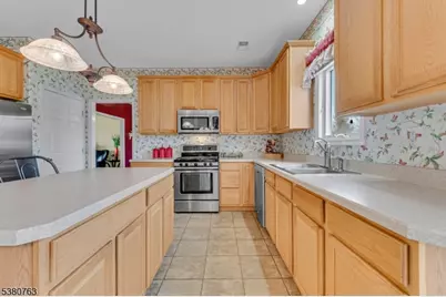 107 Mc Cullough Rd, Washington Township, NJ 07882 - Photo 12