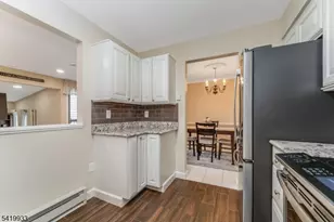 13 Ridgedale Dr, Clinton Township, NJ 08801 - Photo 4