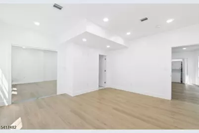858 S 16th St, Newark, NJ 07108 - Photo 16