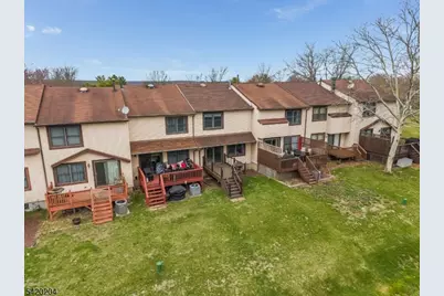 37 Chelsea Cir, Raritan Township, NJ 08822 - Photo 28