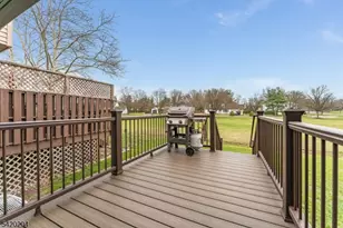 37 Chelsea Cir, Raritan Township, NJ 08822 - Photo 26
