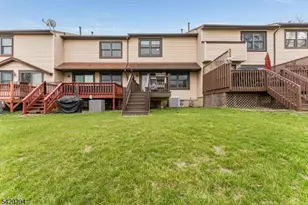 37 Chelsea Cir, Raritan Township, NJ 08822 - Photo 28