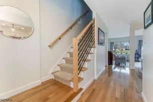 37 Chelsea Cir, Raritan Township, NJ 08822 - Photo 2