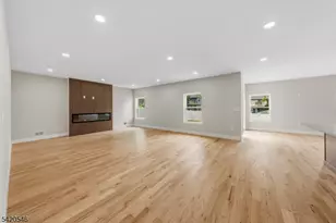 72 Hillside Rd, Elizabeth, NJ 07208 - Photo 4
