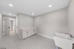 72 Hillside Rd, Elizabeth, NJ 07208 - Photo 22