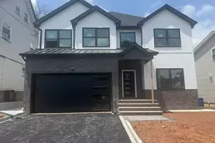 72 Hillside Rd, Elizabeth, NJ 07208 - Photo 2