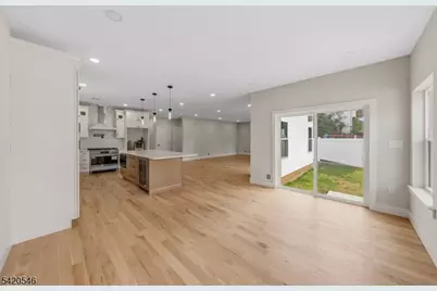 72 Hillside Rd, Elizabeth, NJ 07208 - Photo 6