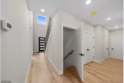72 Hillside Rd, Elizabeth, NJ 07208 - Photo 12