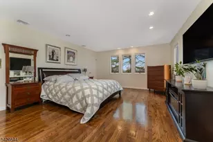 828 Star View Way, Bridgewater, NJ 08807 - Photo 16