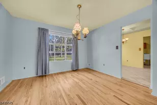 25 Greenwich Rd, Edison, NJ 08820 - Photo 10