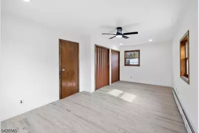 101 Midvale Ave, Wanaque, NJ 07465 - Photo 16