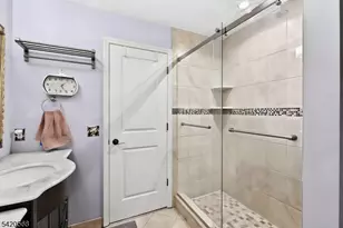 48 Academy Ct, Bedminster Township, NJ 07921 - Photo 12