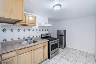 904 2nd Ave #2, Elizabeth, NJ 07201 - Photo 14