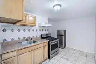 904 2nd Ave, Elizabeth, NJ 07201 - Photo 14