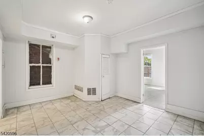 904 2nd Ave #2, Elizabeth, NJ 07201 - Photo 12