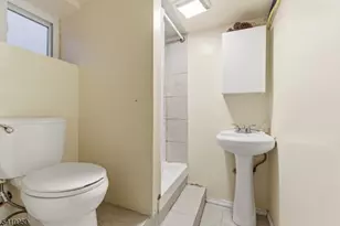 1490 Champlin Square, Teaneck Township, NJ 07666 - Photo 20