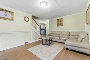 1490 Champlin Square, Teaneck Township, NJ 07666 - Photo 16