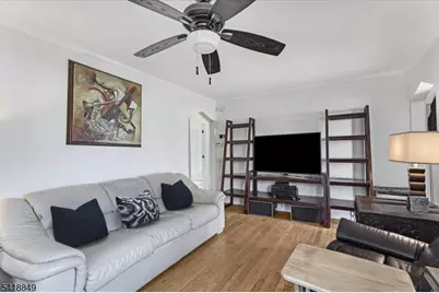 426 Brook Ct, Plainfield, NJ 07060 - Photo 4