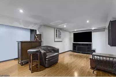 426 Brook Ct, Plainfield, NJ 07060 - Photo 16