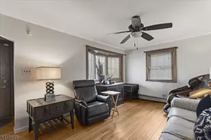 426 Brook Ct, Plainfield, NJ 07060 - Photo 6