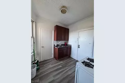 97 Market St #10, Paterson, NJ 07505 - Photo 2