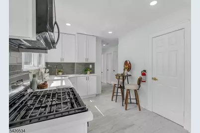 1573 Wyndmoor Ave, Hillside, NJ 07205 - Photo 14