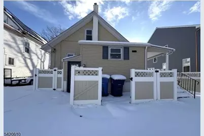 405 Elm Ave, Riverton Boro, NJ 08077 - Photo 2