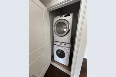 90 Clinton Ave #408, Newark, NJ 07114 - Photo 10