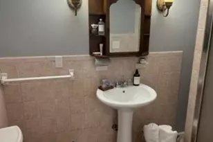 239 E 4th Ave, Roselle, NJ 07203 - Photo 10