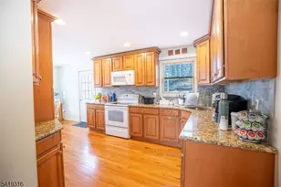 2 Lilac Rd, Jefferson Township, NJ 07849 - Photo 6