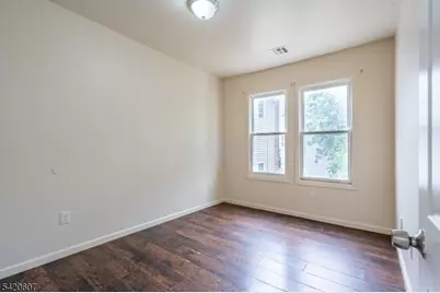 467 Hawthorne Ave #2, Newark, NJ 07112 - Photo 4