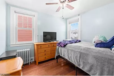 25 Shepherd Pl, Kearny, NJ 07032 - Photo 12