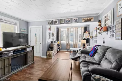 25 Shepherd Pl, Kearny, NJ 07032 - Photo 6