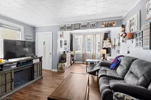 25 Shepherd Pl, Kearny, NJ 07032 - Photo 6